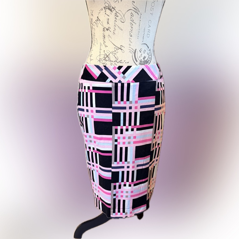 Nine West Pink and Black Geometric Pencil Skirt